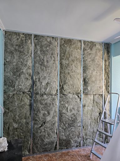 Aislamiento con lana roca y pared de pladur Trasdosado